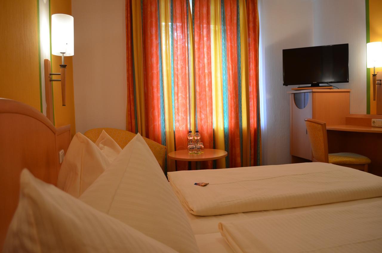 Hotel Bachmeier Eggenfelden Kültér fotó